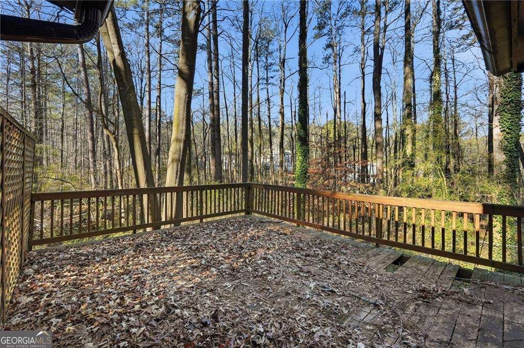 1091 Cole Drive Lilburn - 23