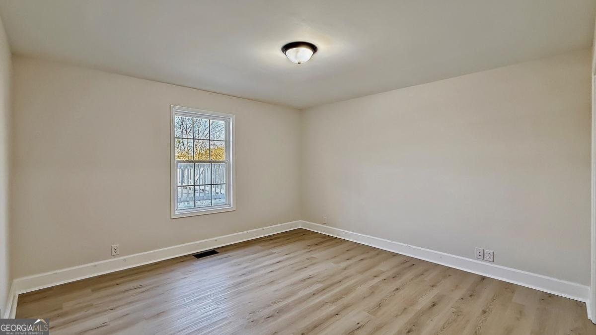 4389 225 Highway Chatsworth - 23