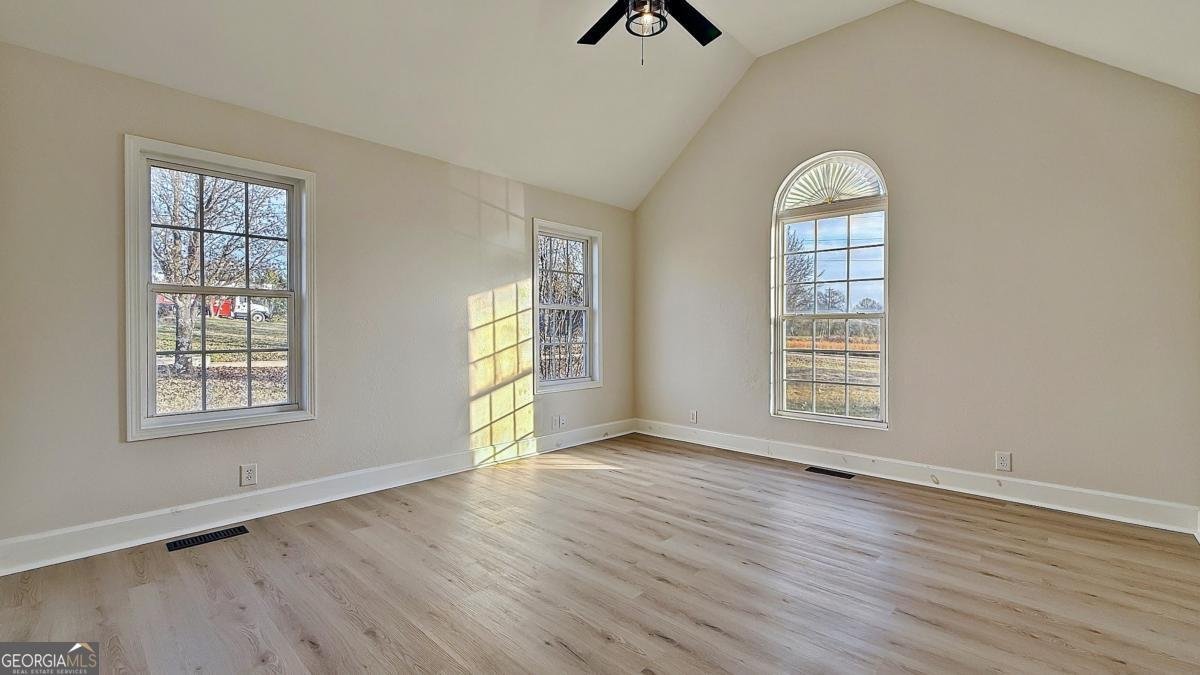 4389 225 Highway Chatsworth - 27