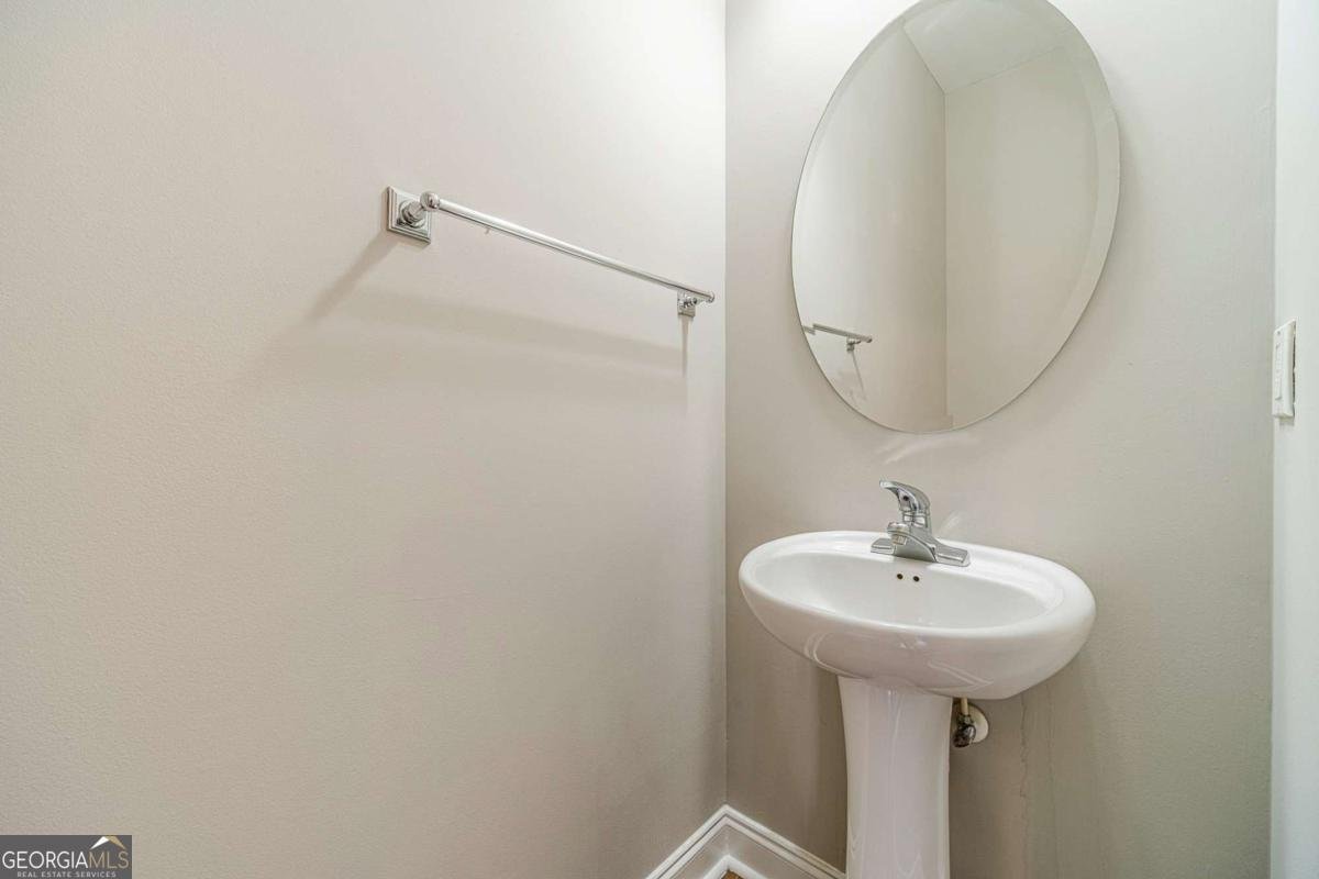 4173 Creekrun Circle Buford - 16