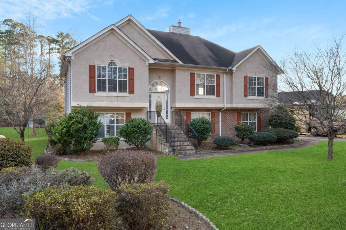 6644 Virlyn B Smith Road Fairburn - main photo