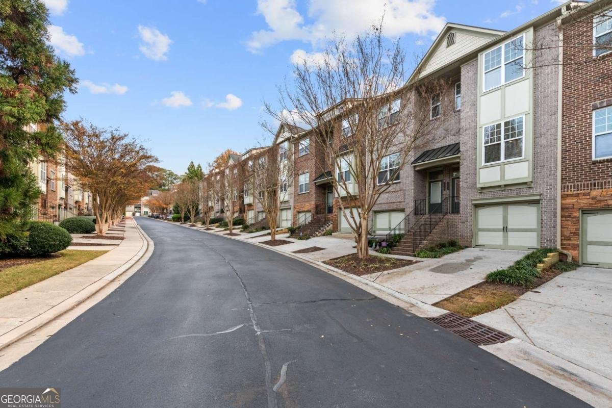 2052 Cobblestone Circle Atlanta - 31