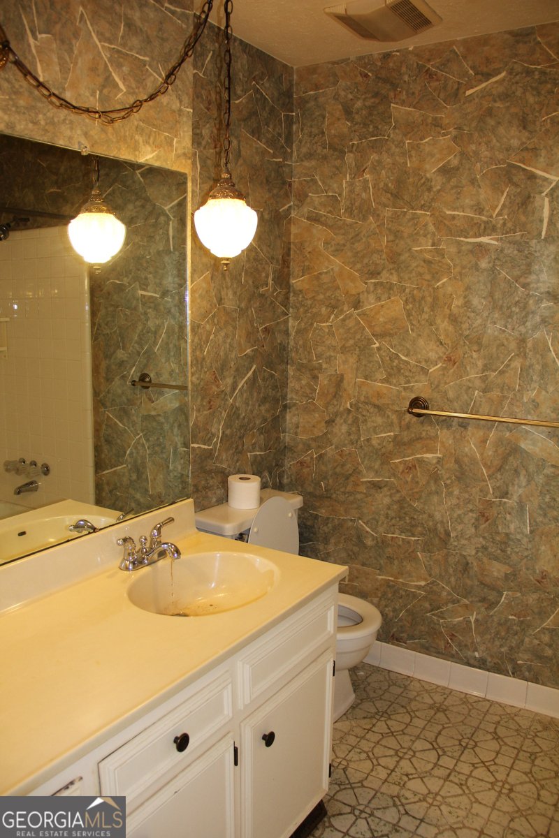 3150 Misty Valley Court Macon - 13