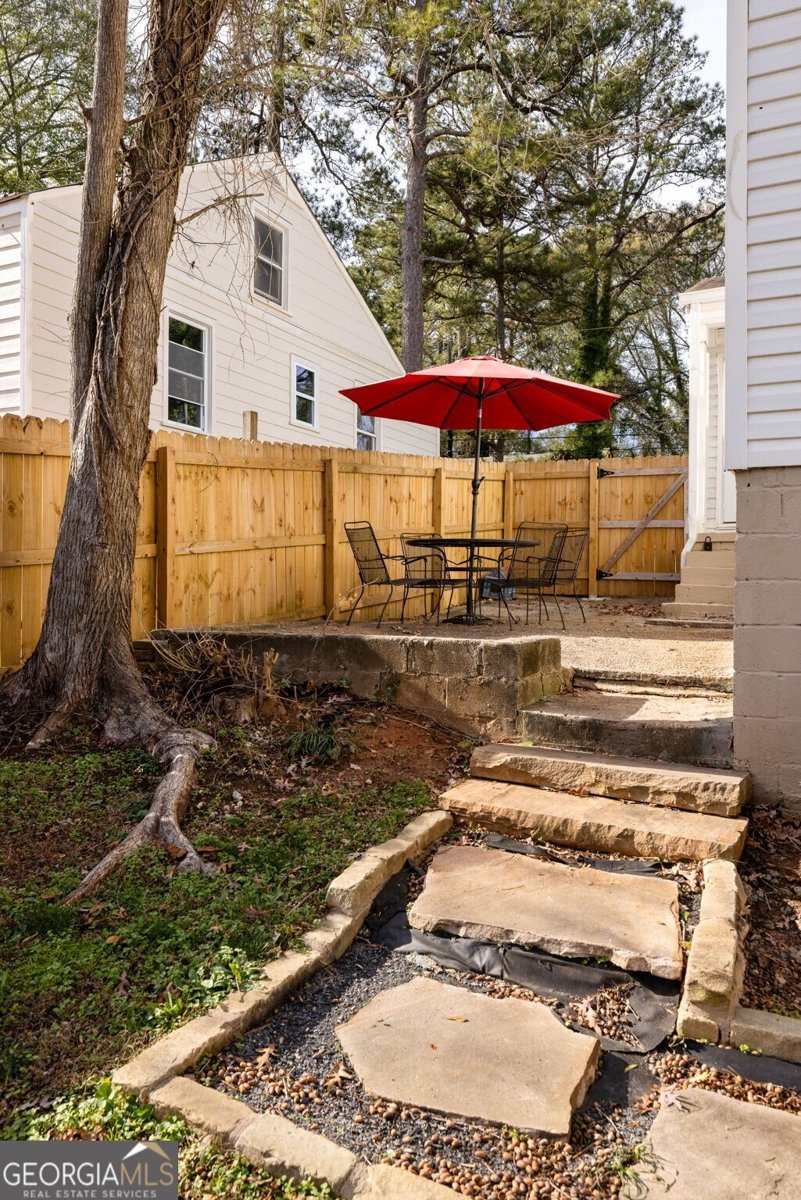 1384 Westmont Road Atlanta - 33