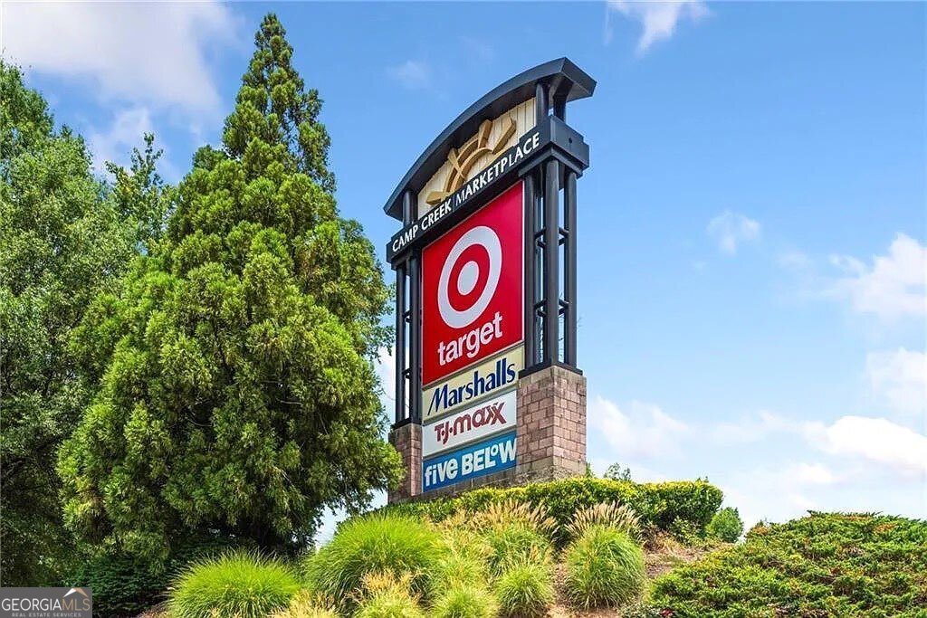 1308 Camelot Drive Atlanta - 24