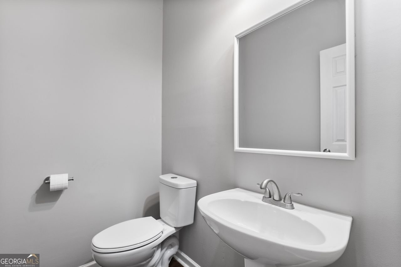 680 SOMERSET VALE Drive Lawrenceville - Photo 17