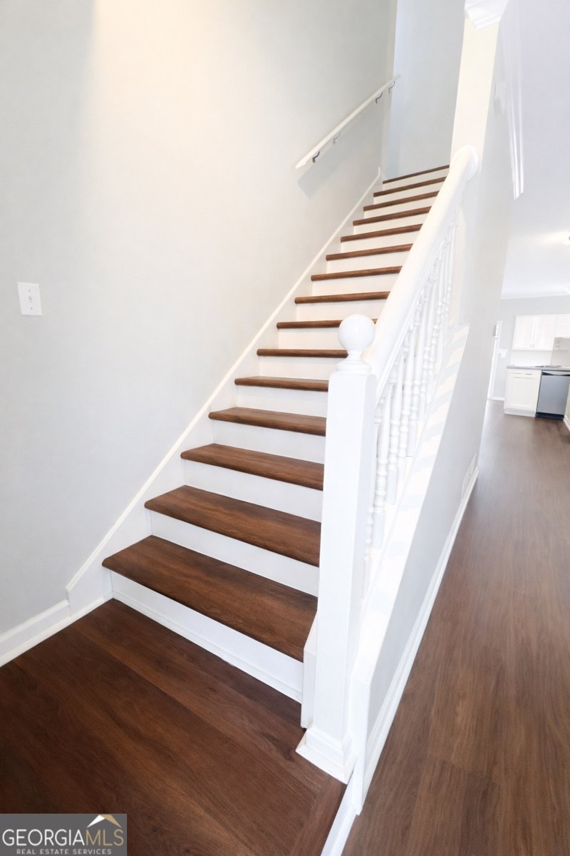 680 SOMERSET VALE Drive Lawrenceville - Photo 18