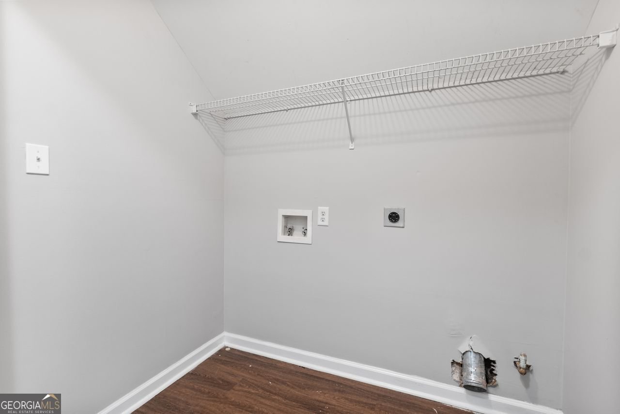 680 SOMERSET VALE Drive Lawrenceville - Photo 28