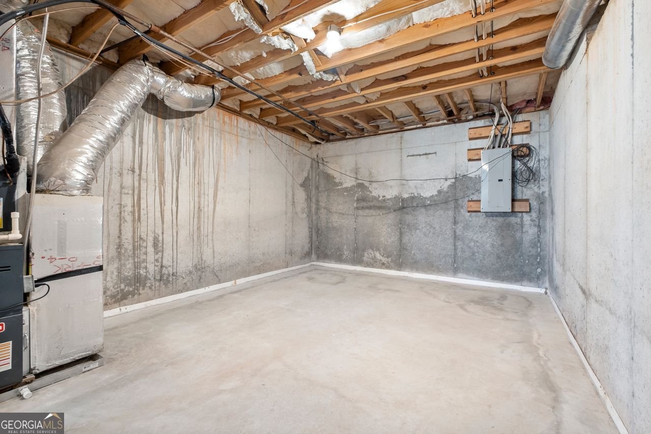 680 SOMERSET VALE Drive Lawrenceville - Photo 31