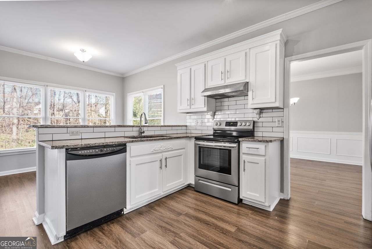 680 SOMERSET VALE Drive Lawrenceville - Photo 9