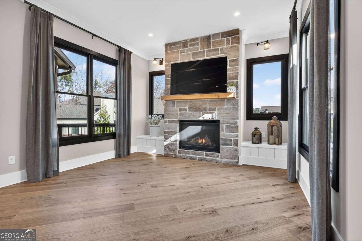 515 Martha Way Alpharetta - 24