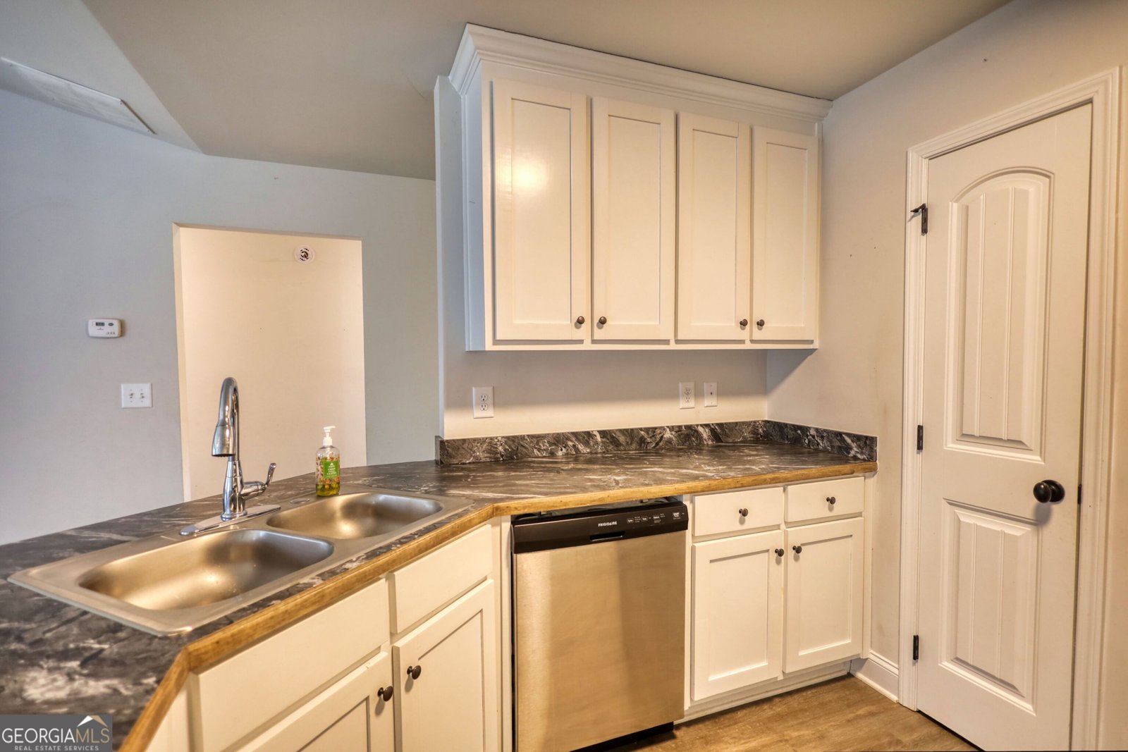 151 Rolling Woods Lane Hull - 23