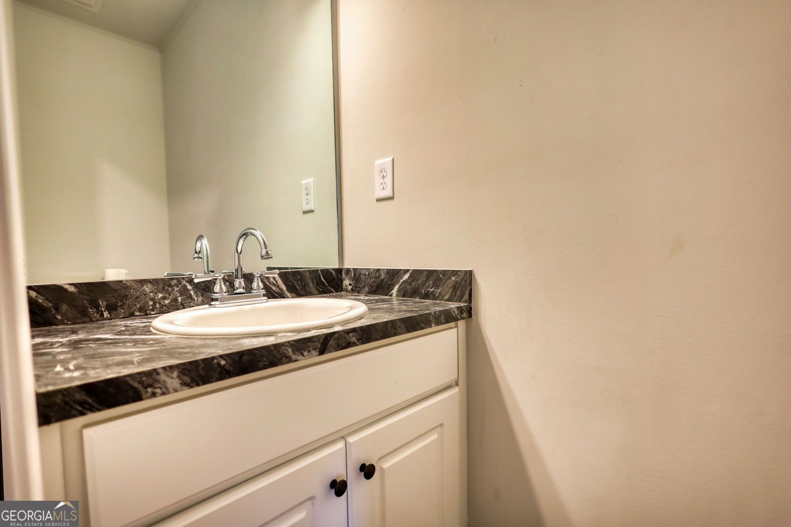 151 Rolling Woods Lane Hull - 29