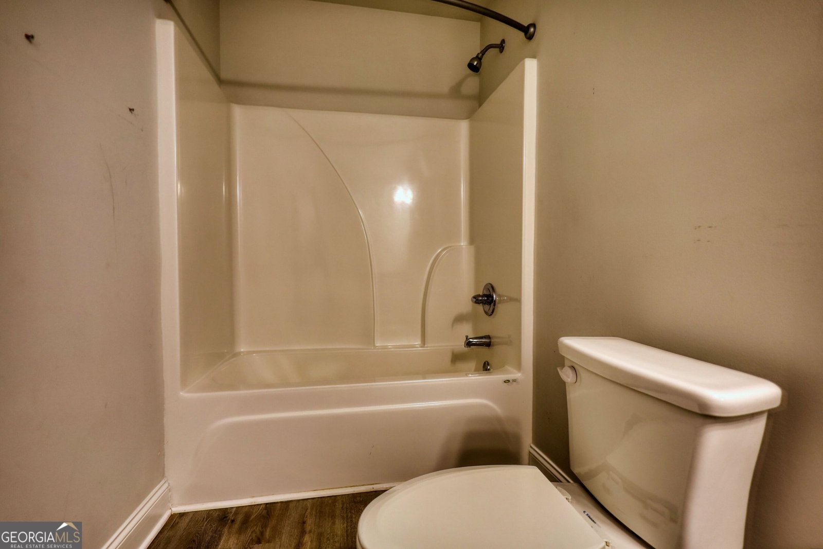 151 Rolling Woods Lane Hull - 38