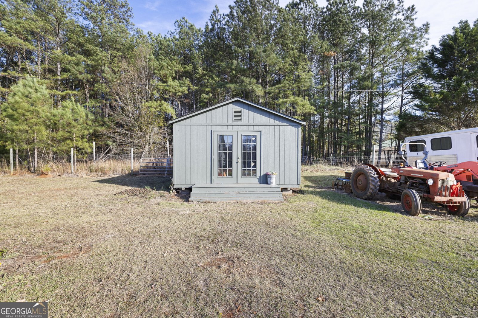 1297 HODGES Circle Mansfield - 43