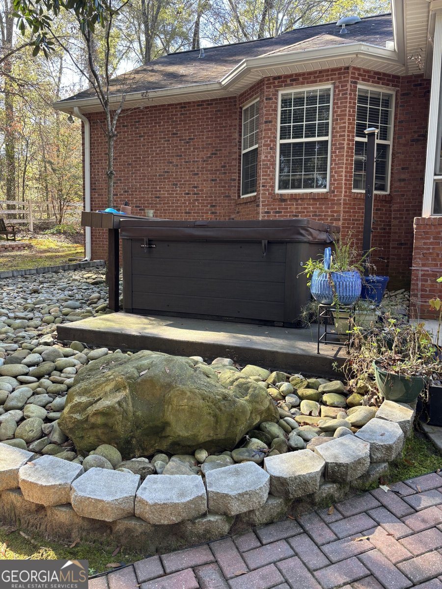 115 Woody Drive Perry - 82