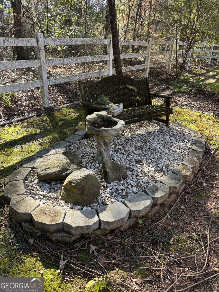 115 Woody Drive Perry - 86