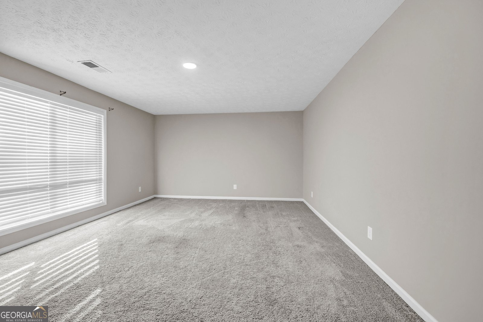 8413 Glenwoods Terrace Riverdale - 12