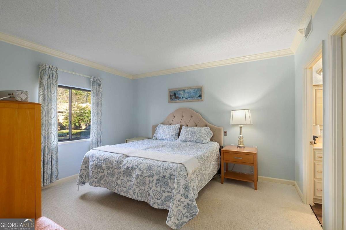 1800 Clairmont Lake Decatur - 16