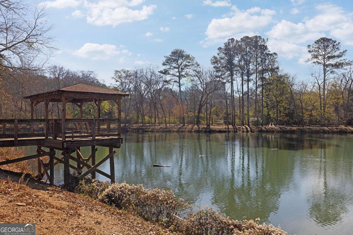 1800 Clairmont Lake Decatur - 26