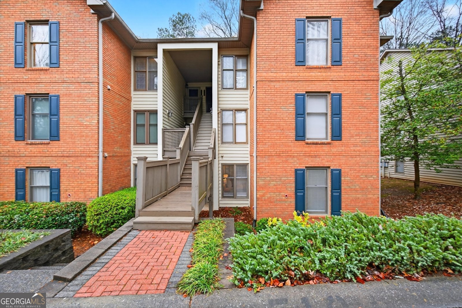 710 Garden Court Atlanta - main photo