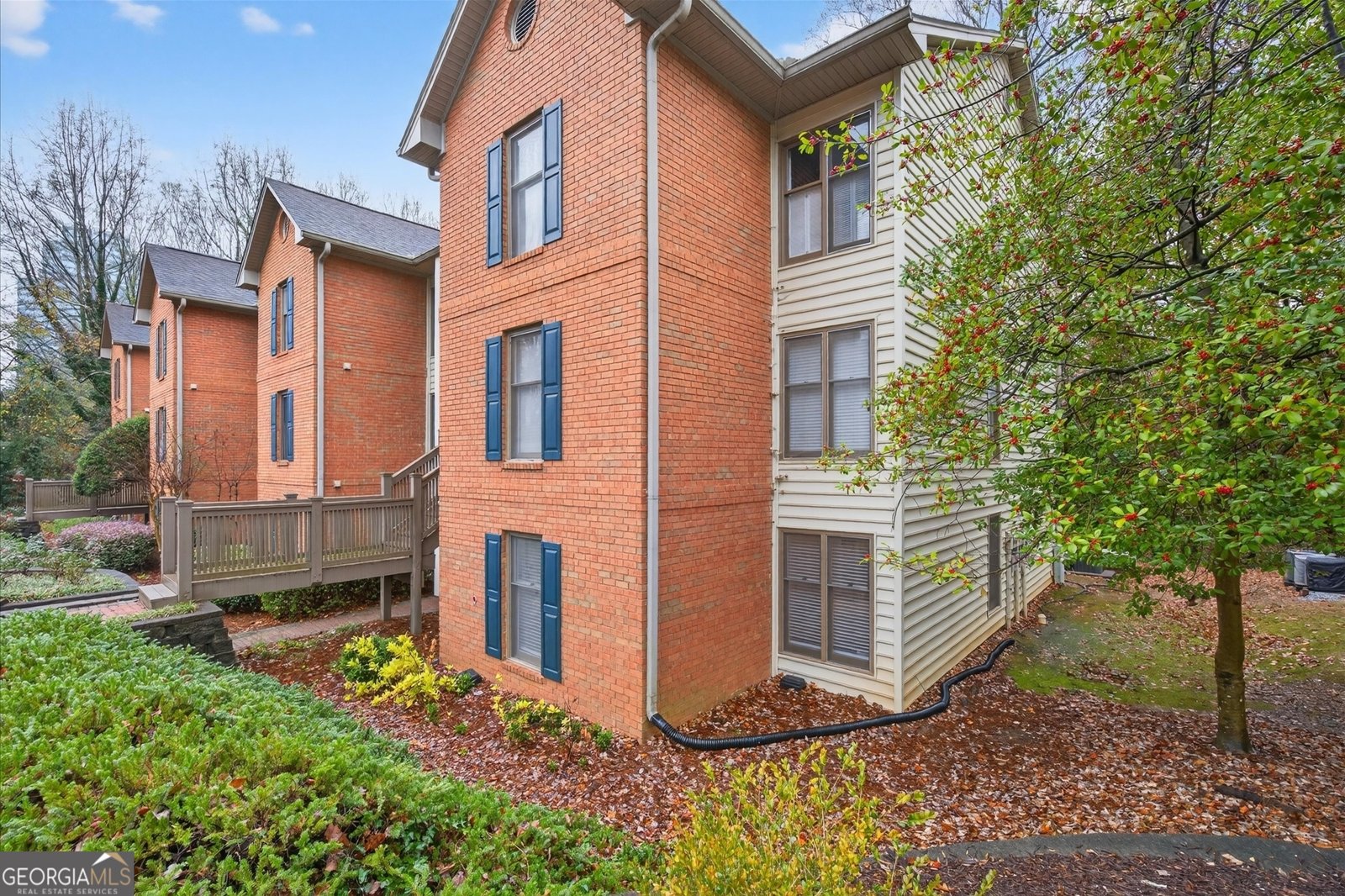 710 Garden Court Atlanta - 4