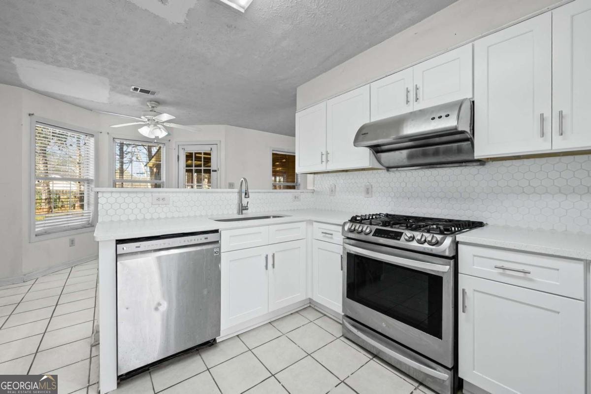 545 Sterling Pointe Court Lawrenceville - 17