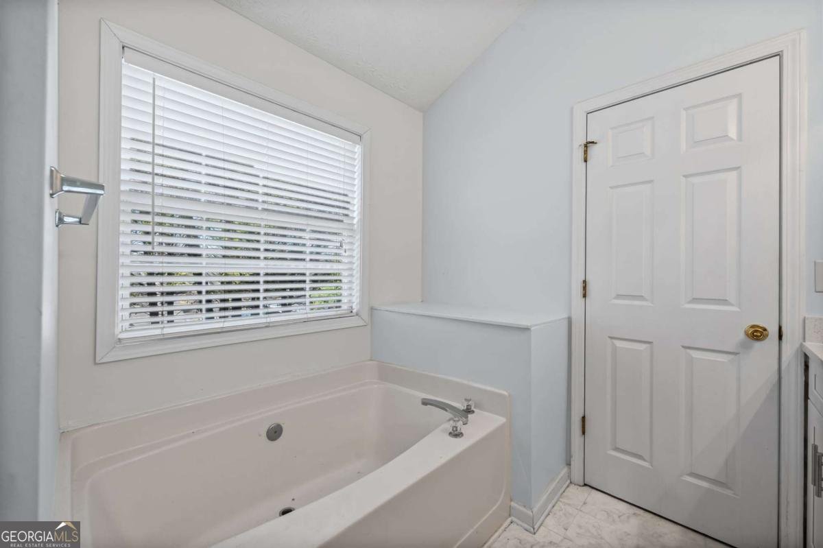 545 Sterling Pointe Court Lawrenceville - 27