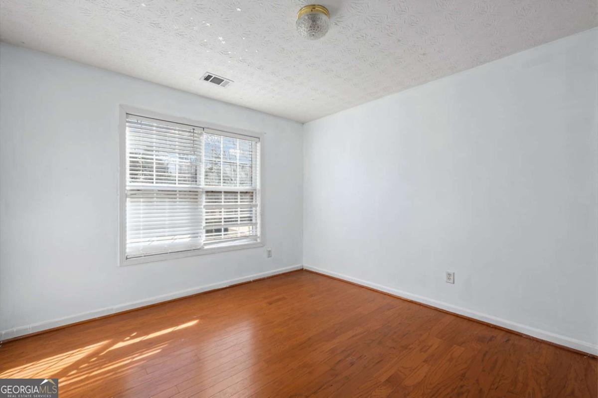 545 Sterling Pointe Court Lawrenceville - 33