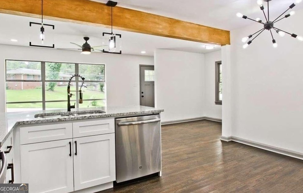 2719 Plantation Drive East Point - 4