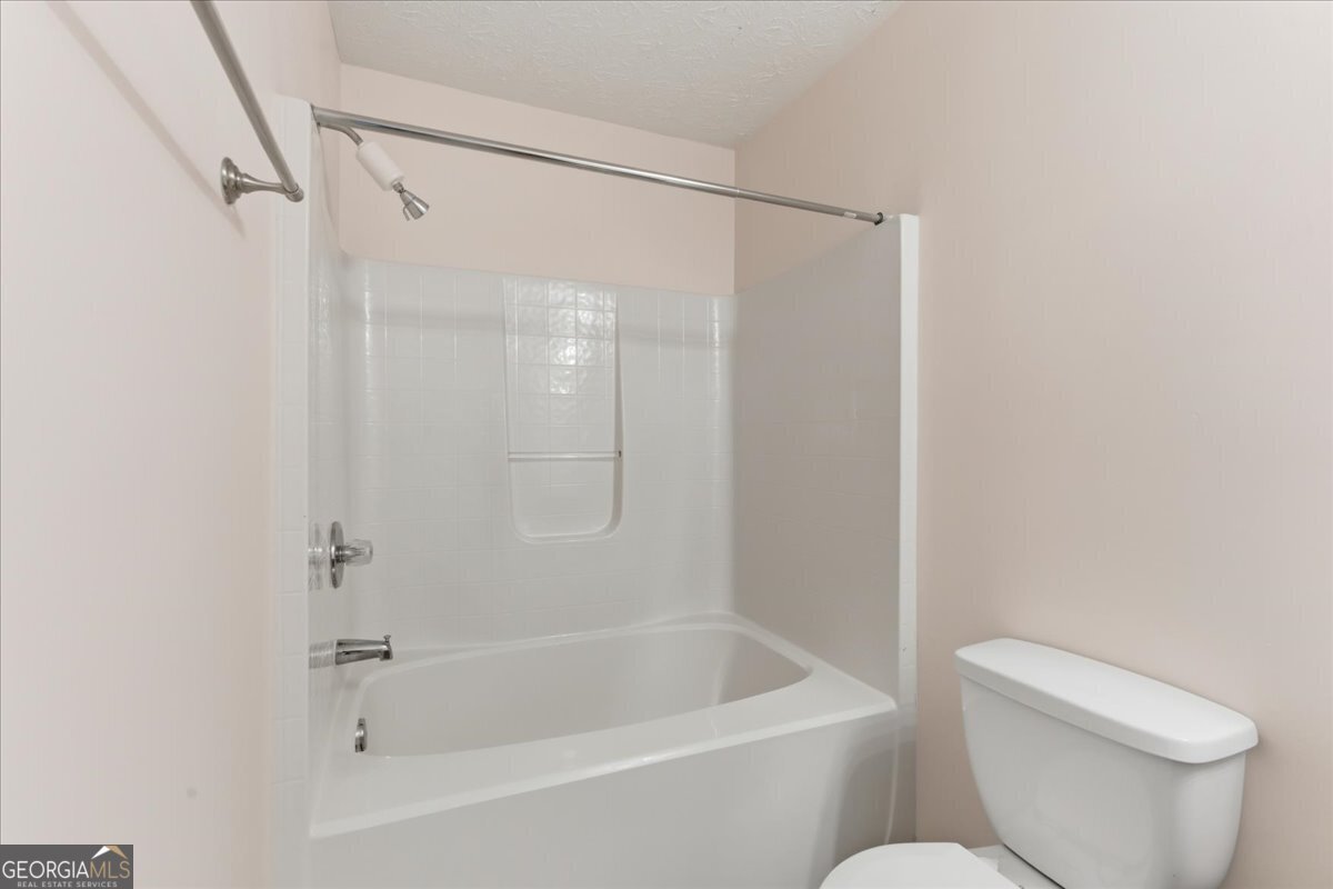 2818 Village Trc East Point - 24