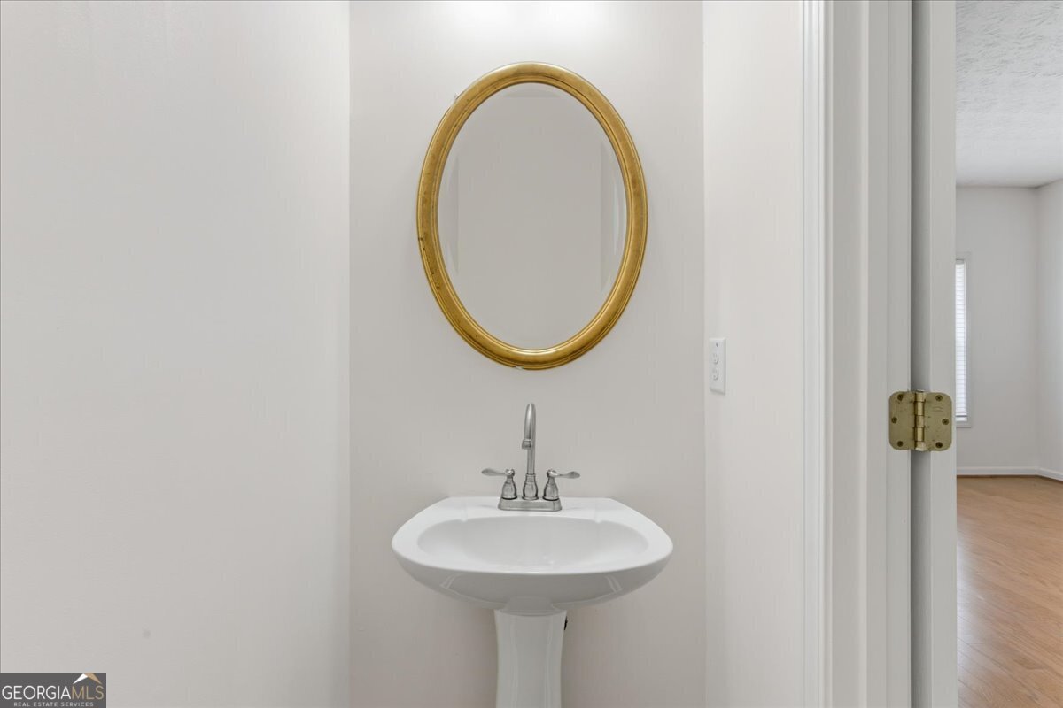 2818 Village Trc East Point - 30