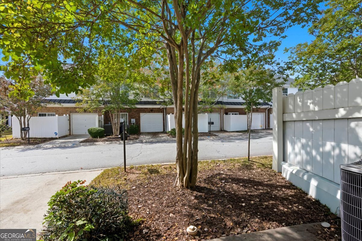 2818 Village Trc East Point - 35