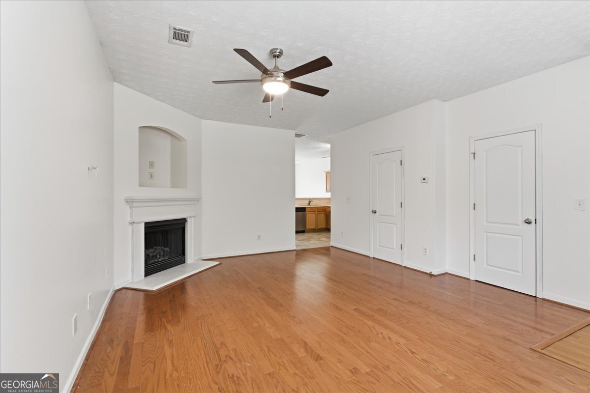 2818 Village Trc East Point - 8