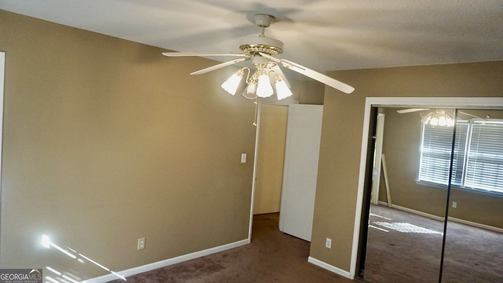 4549 Oak Street Oakwood - 3