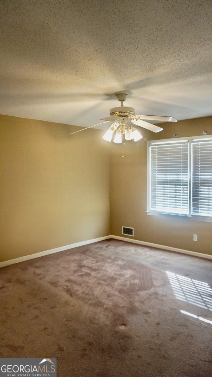 4549 Oak Street Oakwood - 4