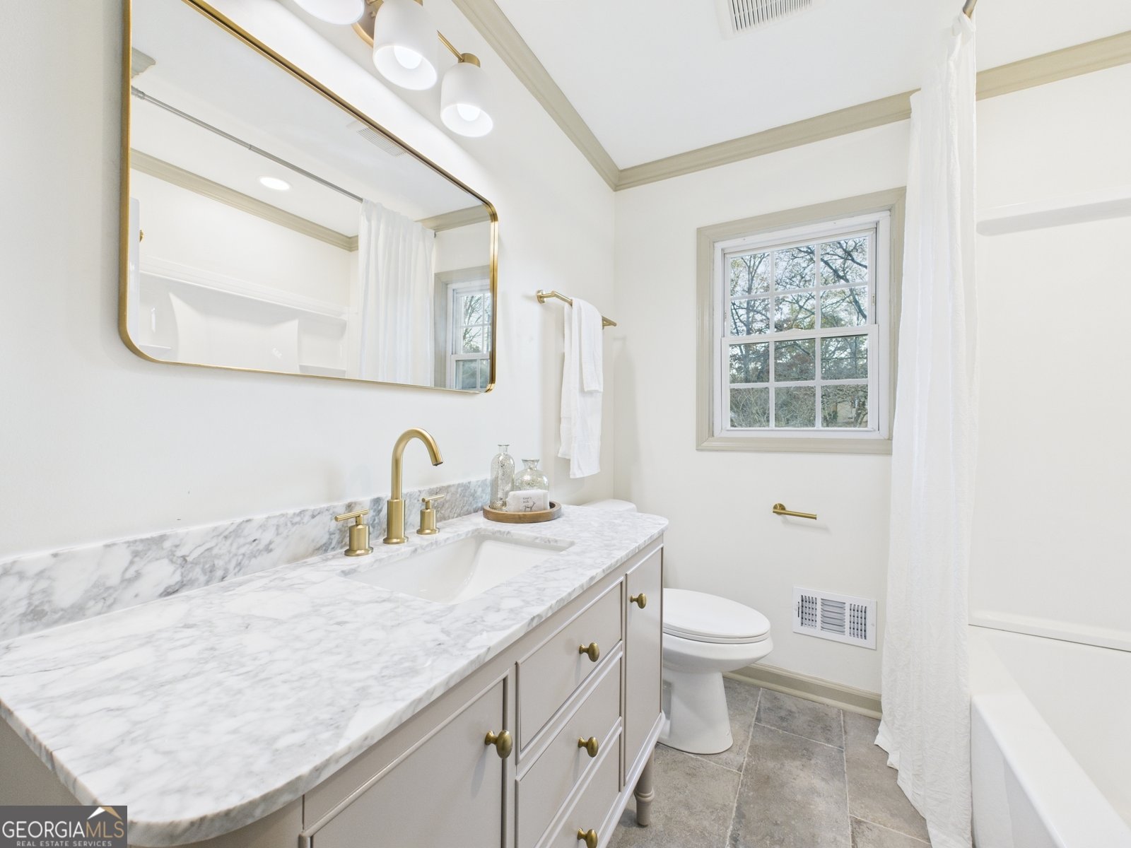 1068 Pine Knoll Drive Macon - 24