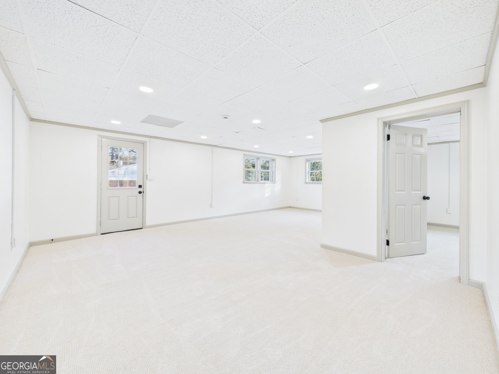 1068 Pine Knoll Drive Macon - 32