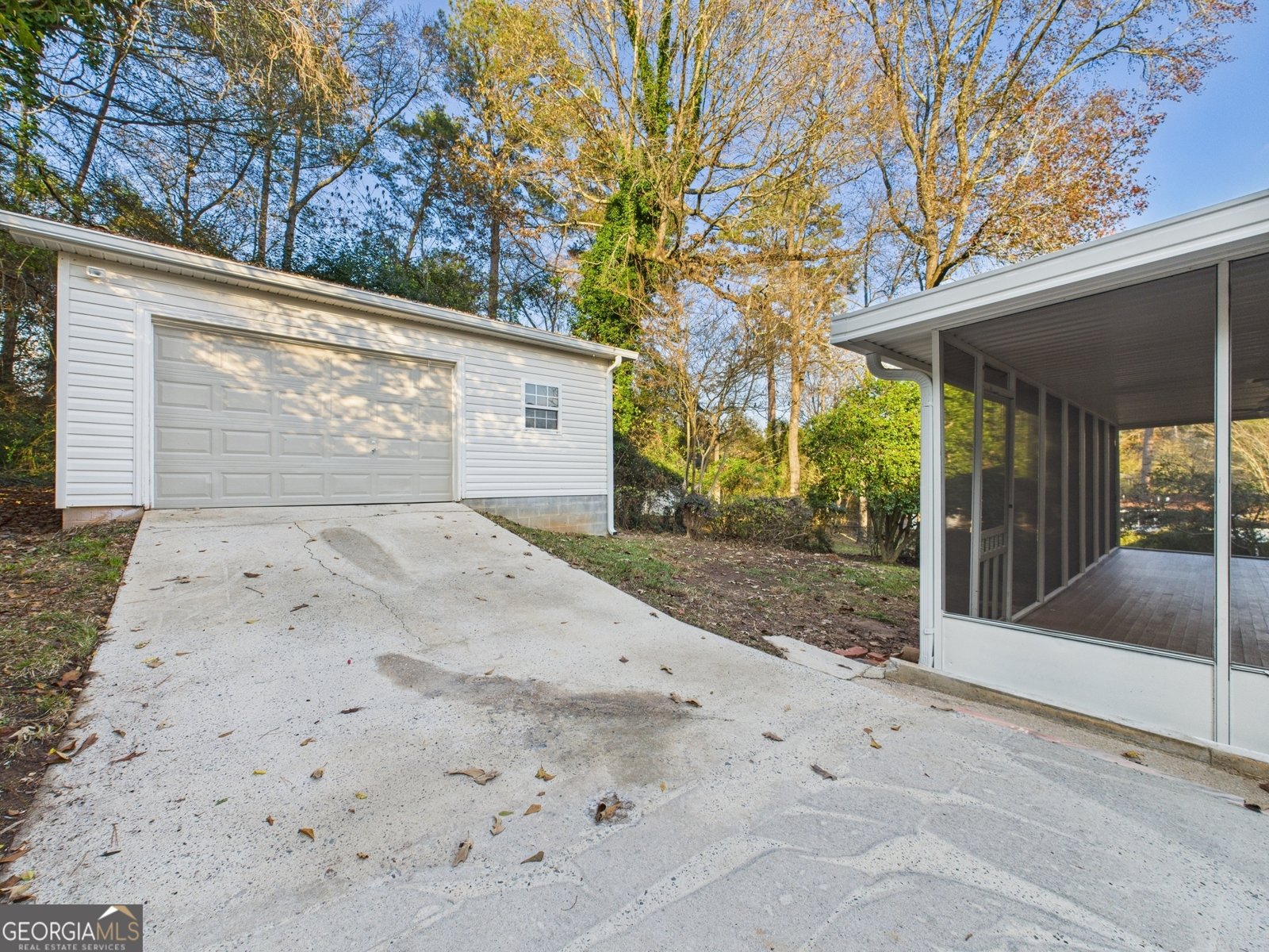 1068 Pine Knoll Drive Macon - 45