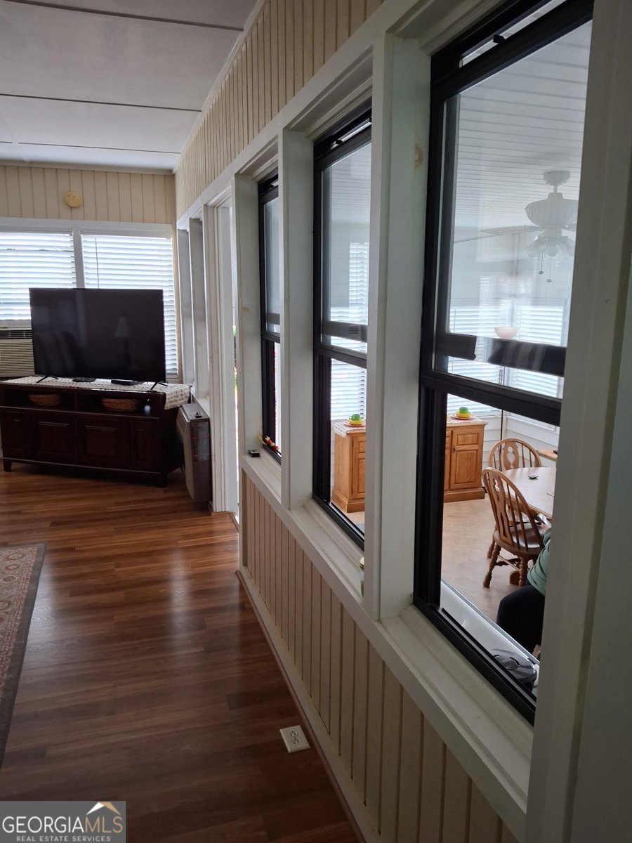 112 CINDY Parkway Cleveland - 12