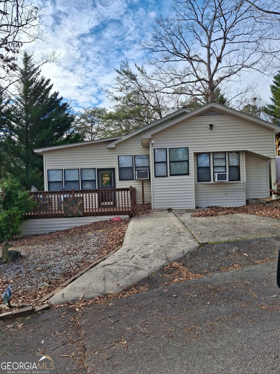 112 CINDY Parkway Cleveland - 25