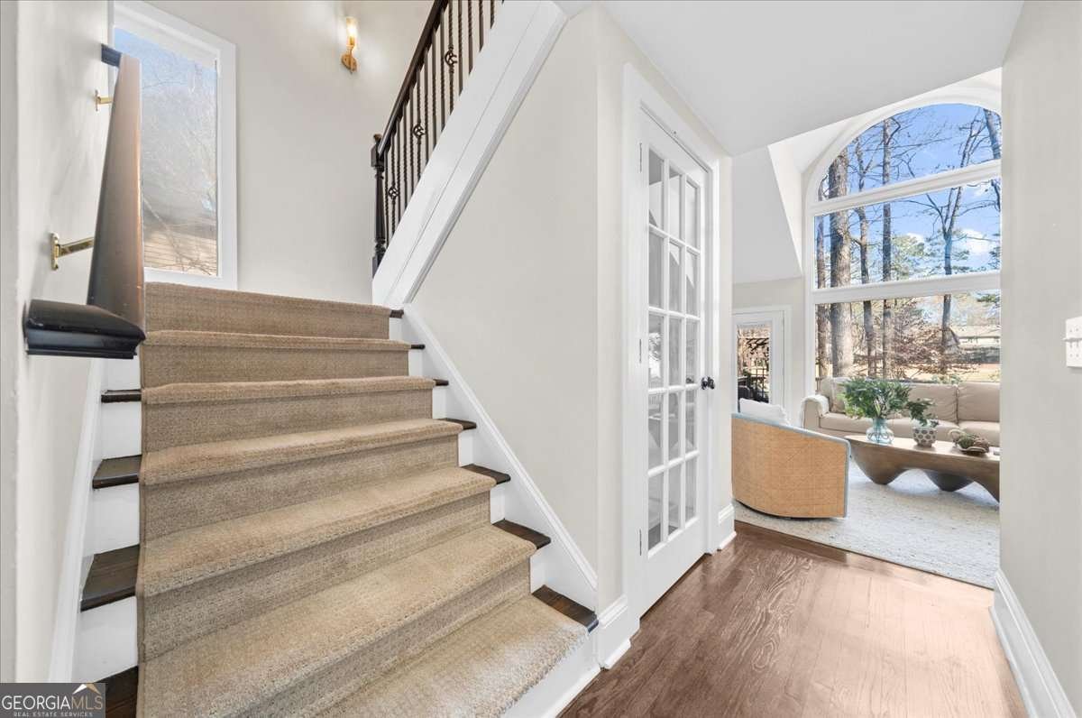 10155 Cresent Hill Lane Roswell - 18