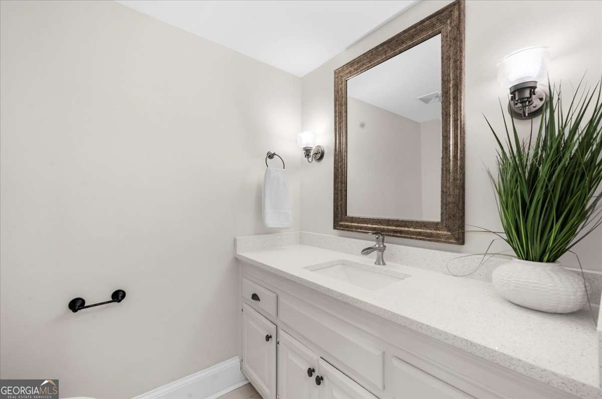 10155 Cresent Hill Lane Roswell - 31