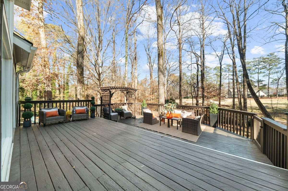 10155 Cresent Hill Lane Roswell - 5