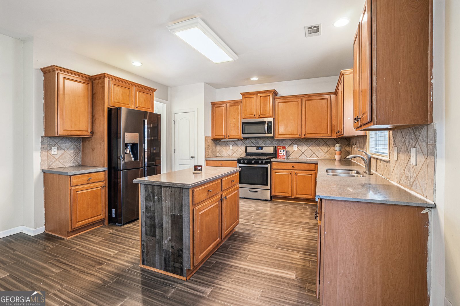 3745 PARK HILL Circle Loganville - 9