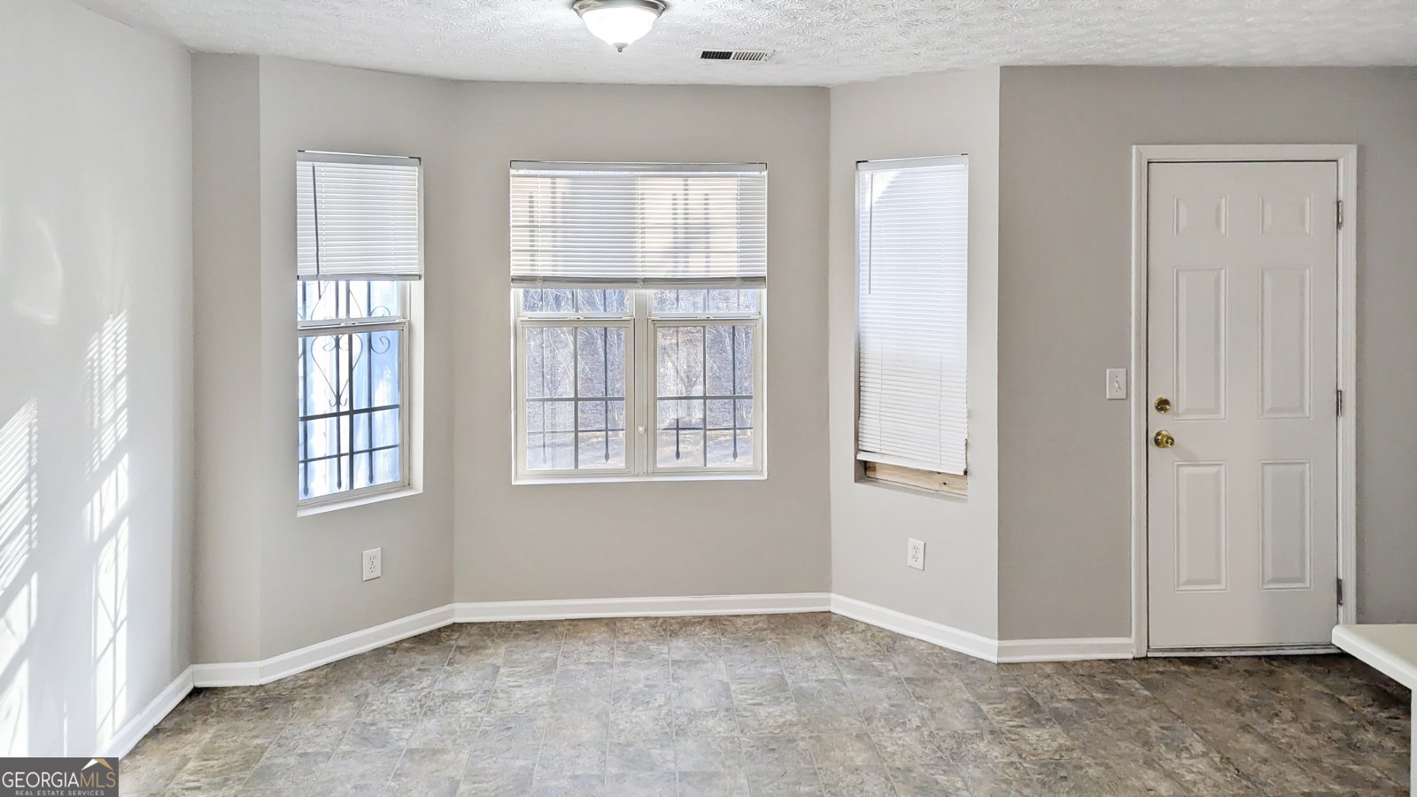 5737 Strathmoor Manor Circle Lithonia - 6