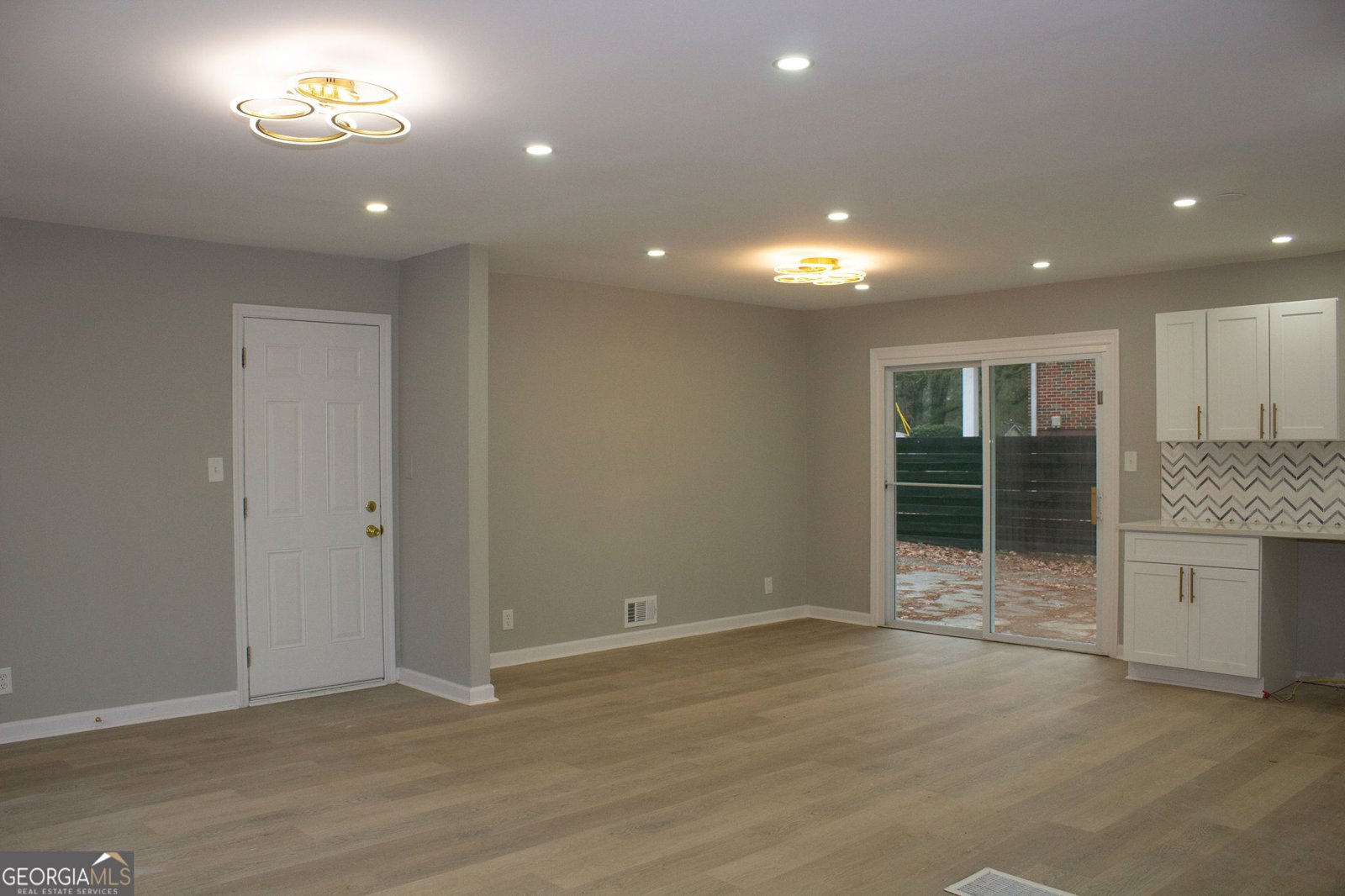 2749 Old Farm Road South Fulton - 15