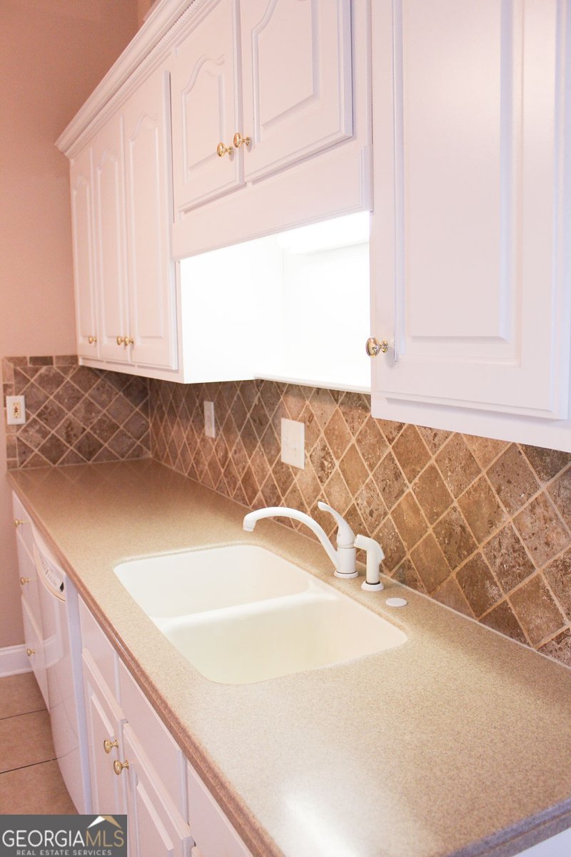 401 Myrtle Court Loganville - 11