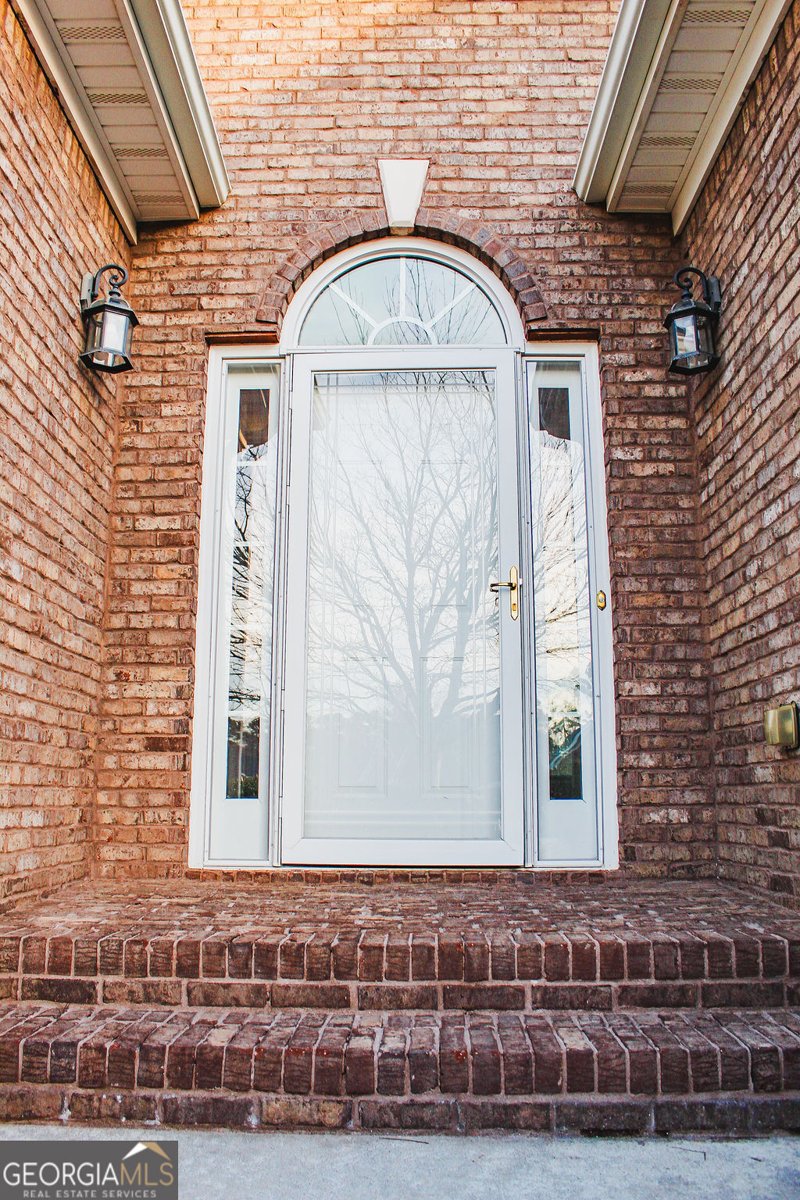 401 Myrtle Court Loganville - 3