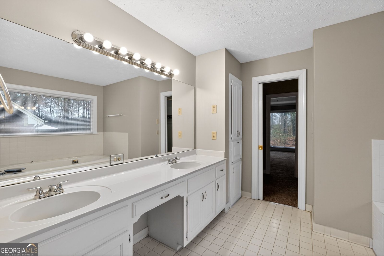 6251 Southland Forest Drive Stone Mountain - 30